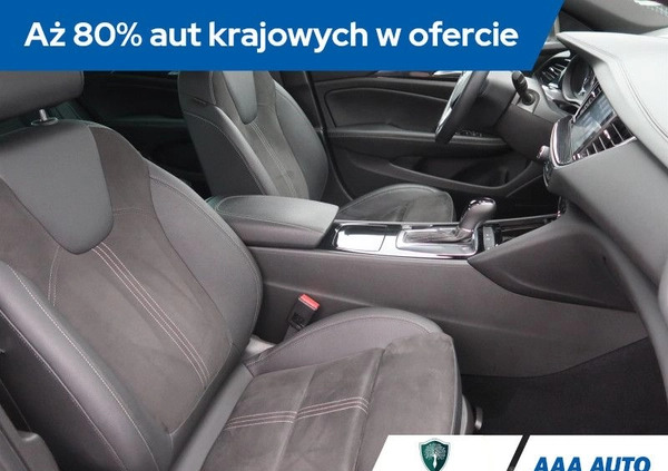 Opel Insignia cena 76000 przebieg: 163835, rok produkcji 2019 z Krynki małe 191